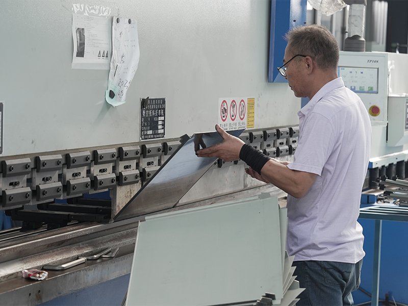 نمای کلی کارخانه